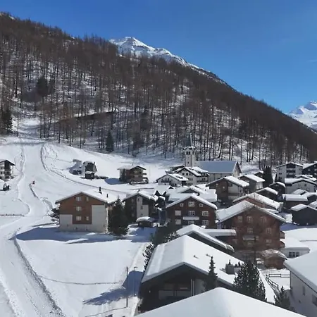Dom wakacyjny For 3 With Mountain View Near Saasfee *